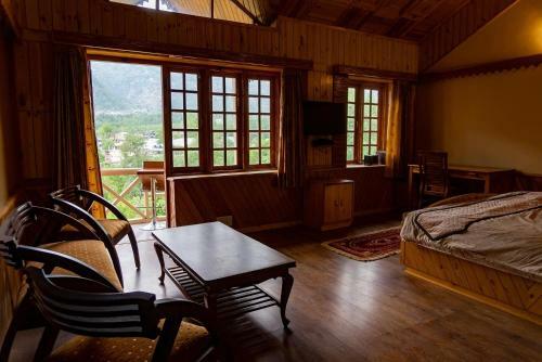 Snow Mount Villa