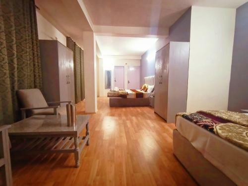 Hotel Link Way