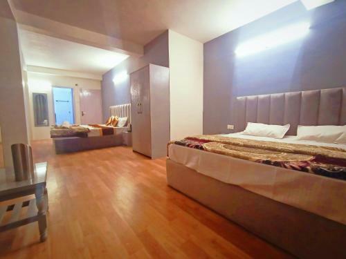 Hotel Link Way