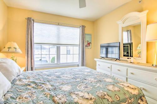 Gem 2 Mi To Beach Private Deck And Bay Access!