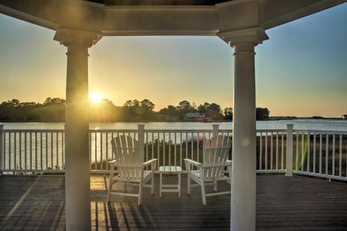 Gem 2 Mi To Beach Private Deck And Bay Access!