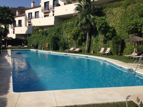 El Casar Apartments