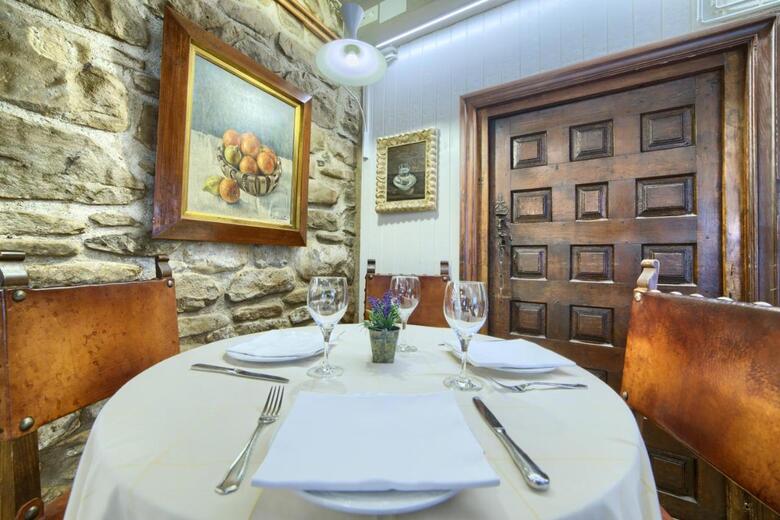 Hostal Izar-ondo