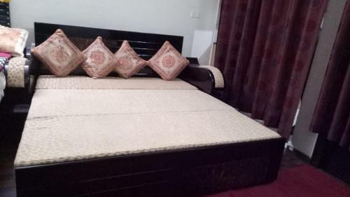 Apartamento Oyo Home 87523 Naini Homes