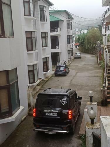 Apartamento Oyo Home 87523 Naini Homes