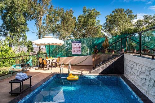 Villa Saffronstays Casa Tranquil
