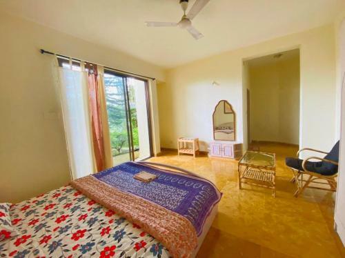 God's Abode : Entire Villa 7500 Sq Ft