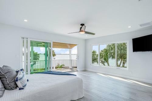 Waterfront Cape Coast Retreat