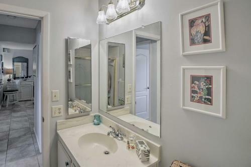 Apartamento Central Cape Coral Condo With Community Pool!