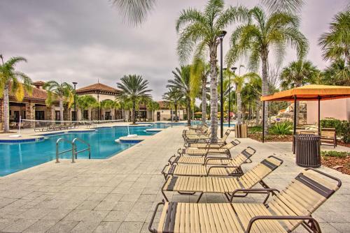 Villa Upscale Resort Home With Private Pool - Near Disney!