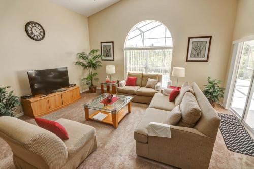 Hg 714 Home