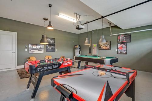 8940titanium Villa