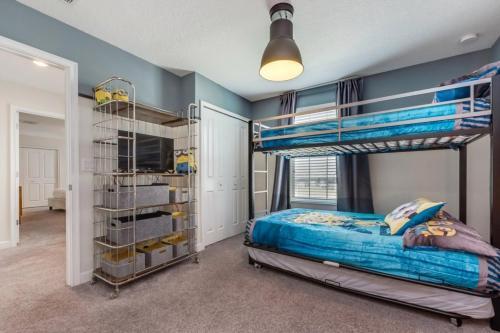 8940titanium Villa