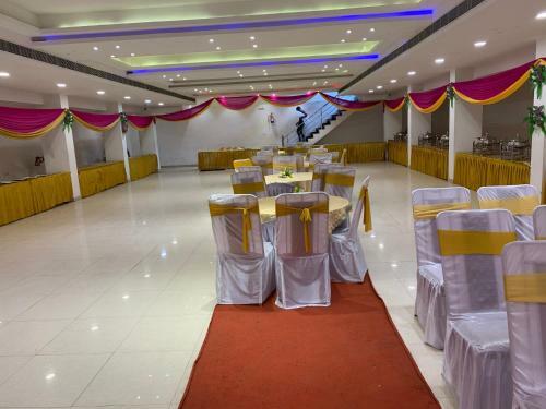 Hotel Ashirwad Inn