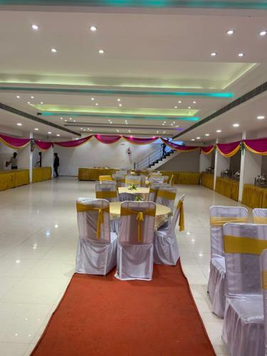 Hotel Ashirwad Inn