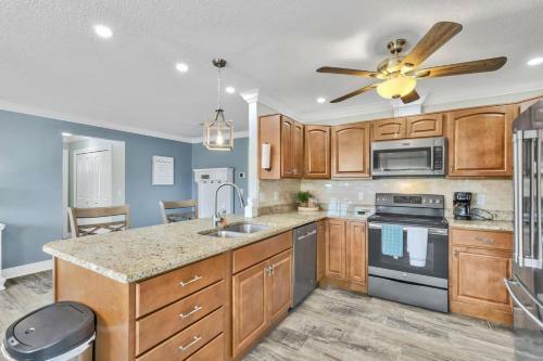Fleming Ct Pool Home - Palm Coast