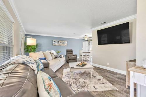 Fleming Ct Pool Home - Palm Coast