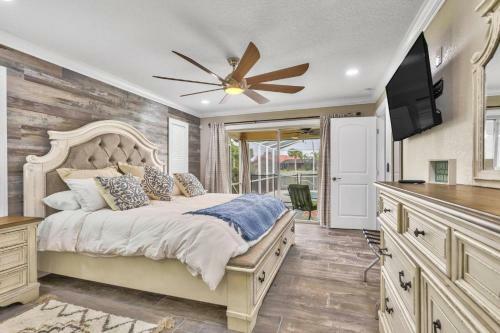 Fleming Ct Pool Home - Palm Coast