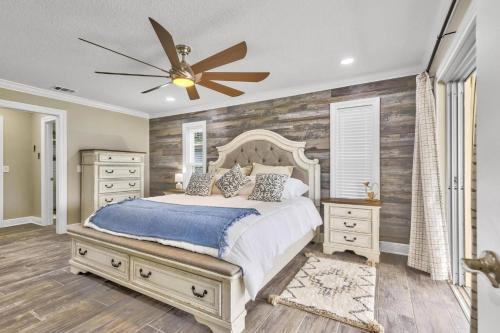 Fleming Ct Pool Home - Palm Coast