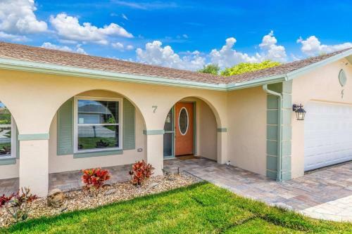 Fleming Ct Pool Home - Palm Coast