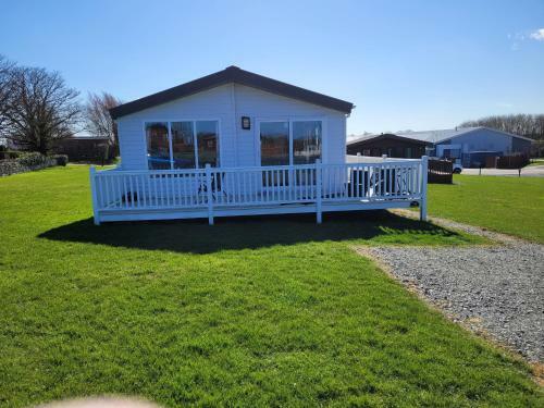 Remarkable 3-bed House In Hull