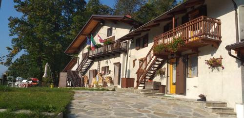 Hostal Borgata Lirola