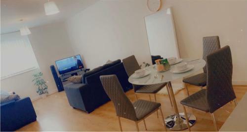 Immaculate 2-bed Apartment In Manchester