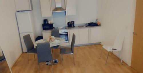 Immaculate 2-bed Apartment In Manchester