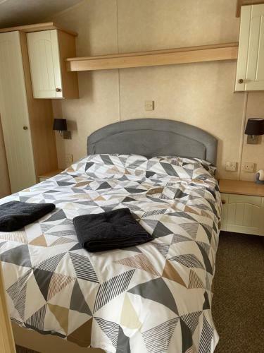 Beautiful 2-bed Static Caravan