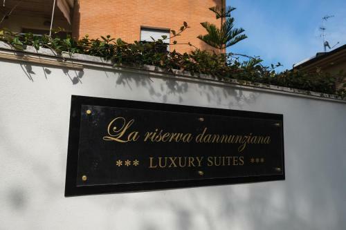 Bed & Breakfast La Riserva Dannunziana Luxury Suites