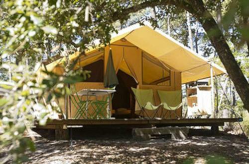 Camping Les Routes De Provence