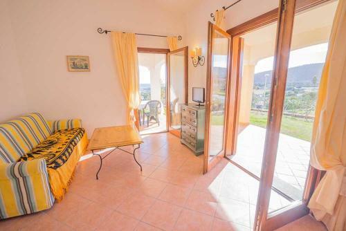 Apartamento Residence Baia Sant Anna Con Piscina