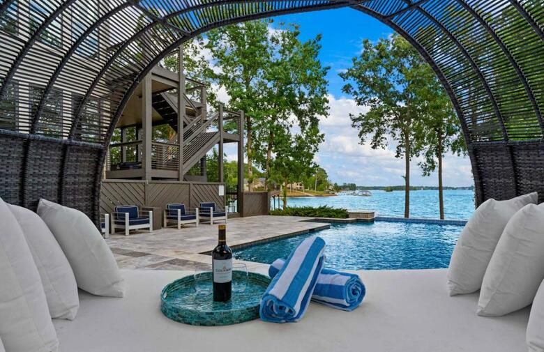 Lake Norman Getaway By Stay Lake Norman