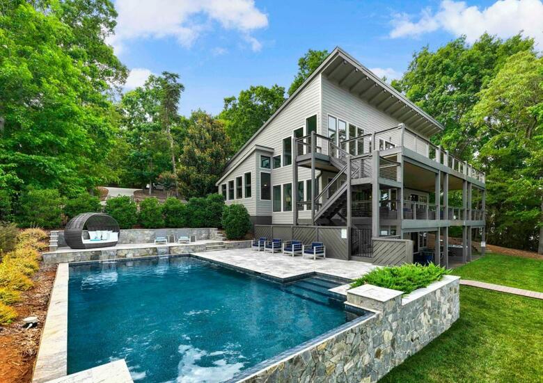 Lake Norman Getaway By Stay Lake Norman