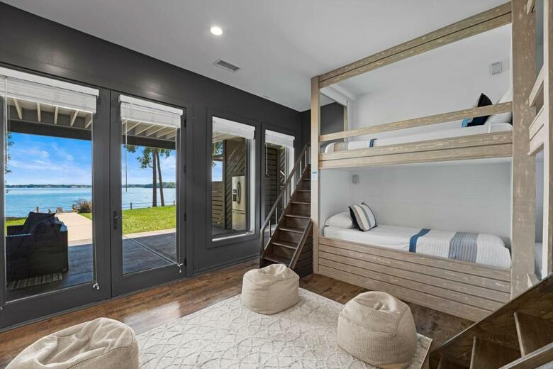 Lake Norman Getaway By Stay Lake Norman