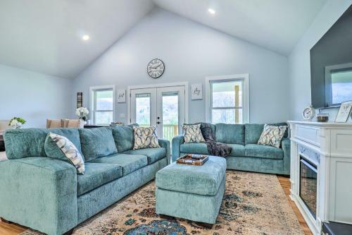 Waynesville Smart Cabin 2 Decks And Mtn Views!