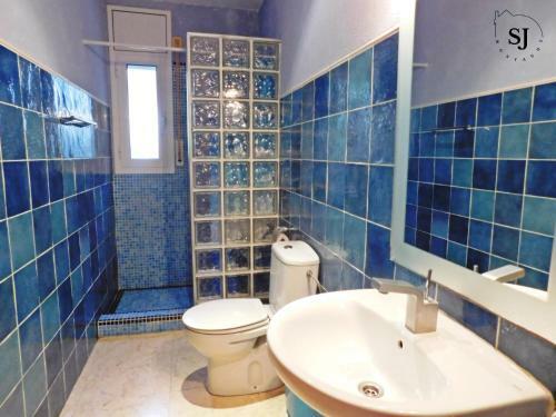 Agradable Casa Con Piscina En Les Tres Cales
