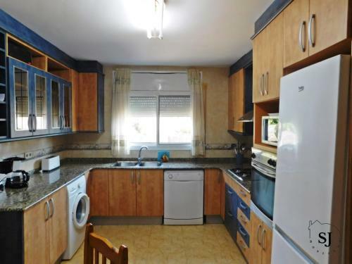 Agradable Casa Con Piscina En Les Tres Cales