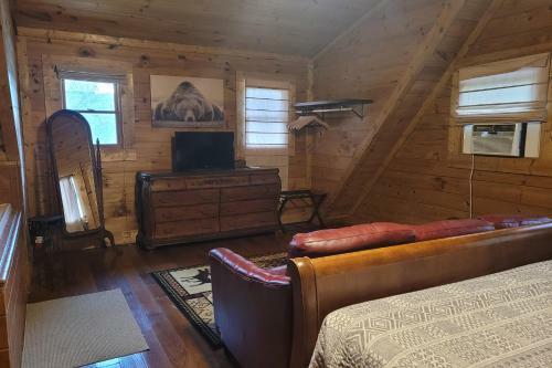 Bridgewood Cabin