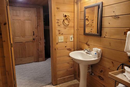 Bridgewood Cabin