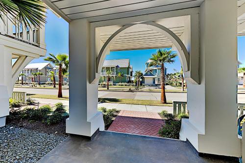 Sleek Beach At Palmilla Beach