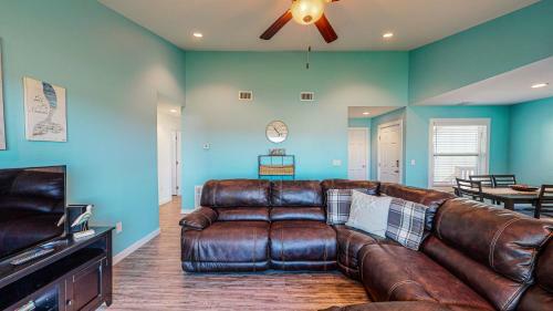 Apartamento Ah-d213 Newly Remodeled Second Floor Condo, Near Shared Community Pool