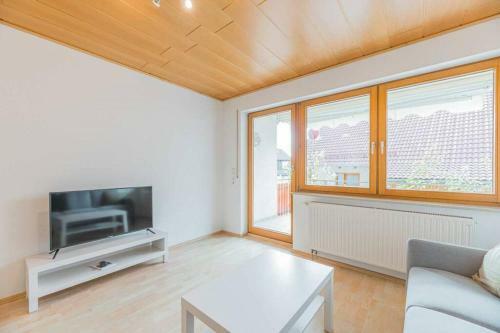 Plain And Cozy Apartment Nearby T�bingen