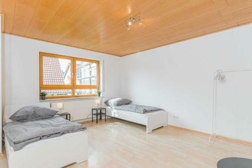 Plain And Cozy Apartment Nearby T�bingen