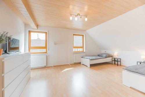 Plain And Cozy Apartment Nearby T�bingen