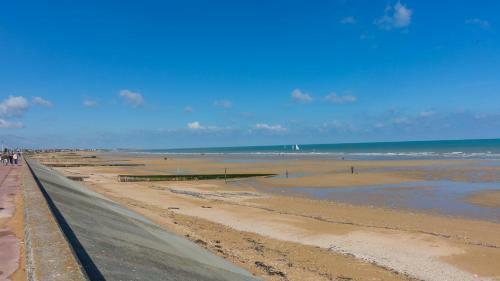 Villa Maison de Bourg � Ouistreham � 2 Pas de La Mer