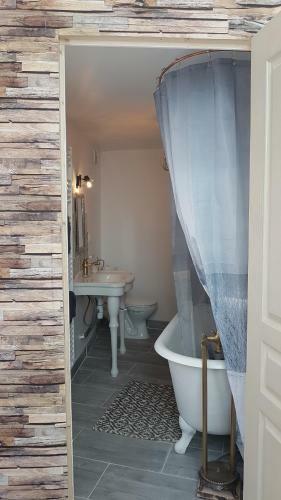Villa Maison de Bourg � Ouistreham � 2 Pas de La Mer