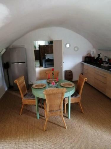 Apartamento G�te de Charme Le Mas Des P�lissiers