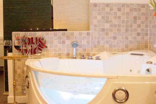 Bed & Breakfast Suite Endlesslove