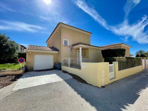 Villa Le Cros Yourhosthelper
